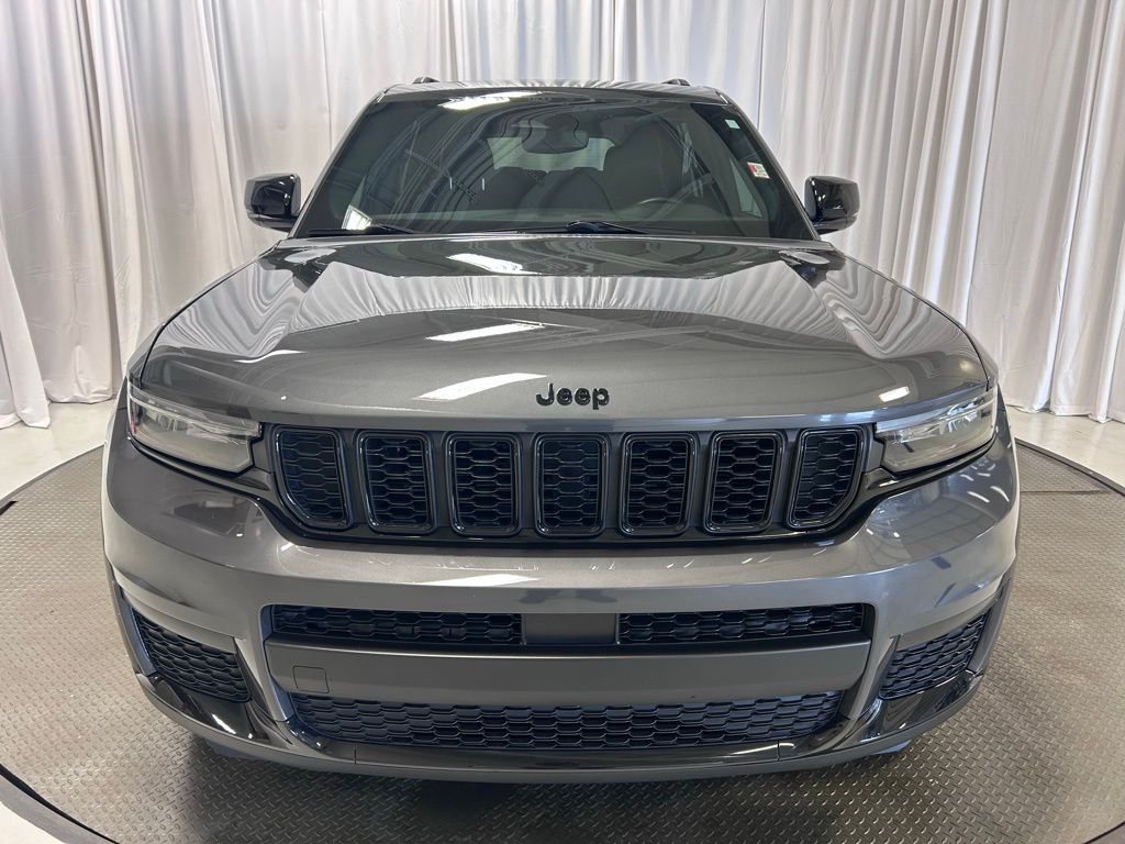 used 2022 Jeep Grand Cherokee L car, priced at $26,284