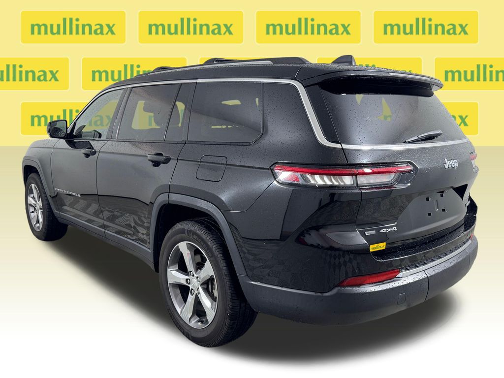 Certified Used 2022 Black Jeep Limited image 11