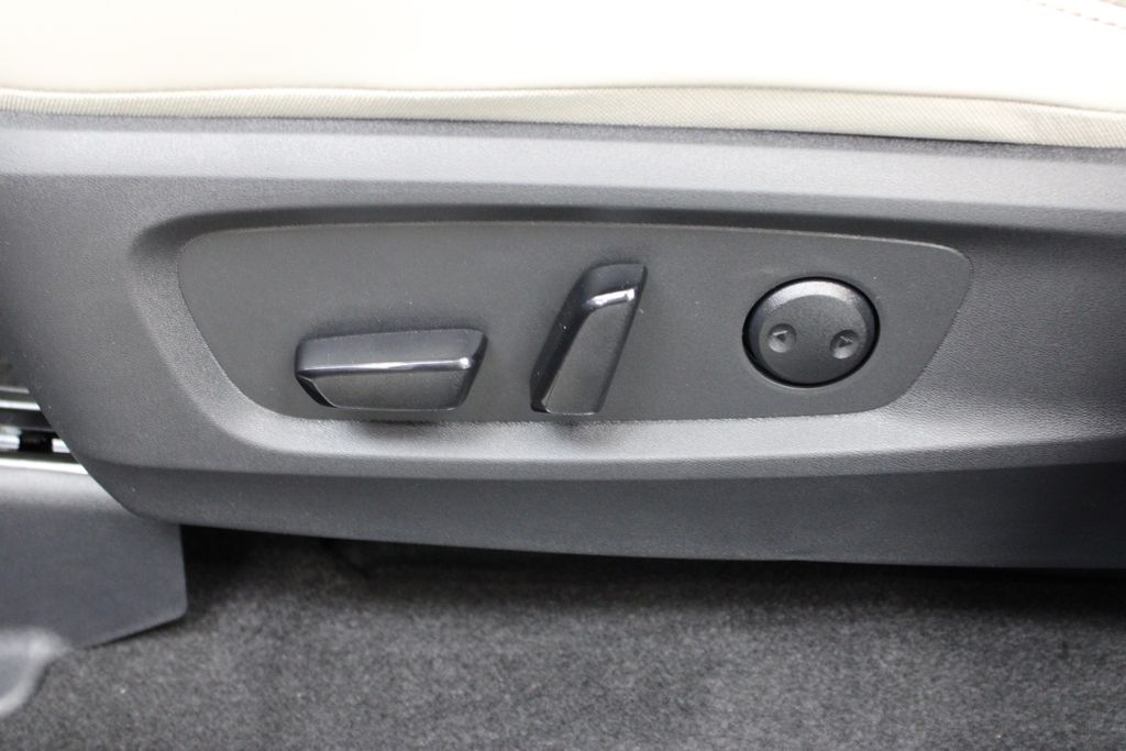 new 2026 Nissan Pathfinder car, priced at $41,610