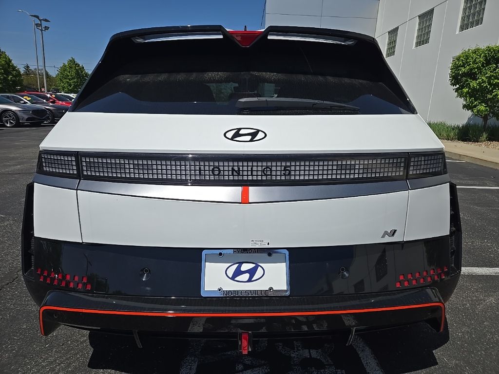 2025 Hyundai Ioniq 5 SE 7