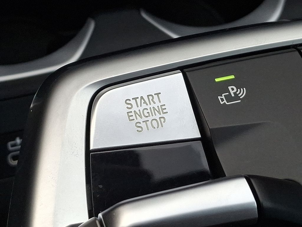 Thumbnail: 2025 BMW X1 - 25