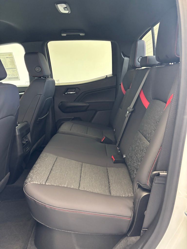 2026 Chevrolet Colorado Z71 - Photo 22