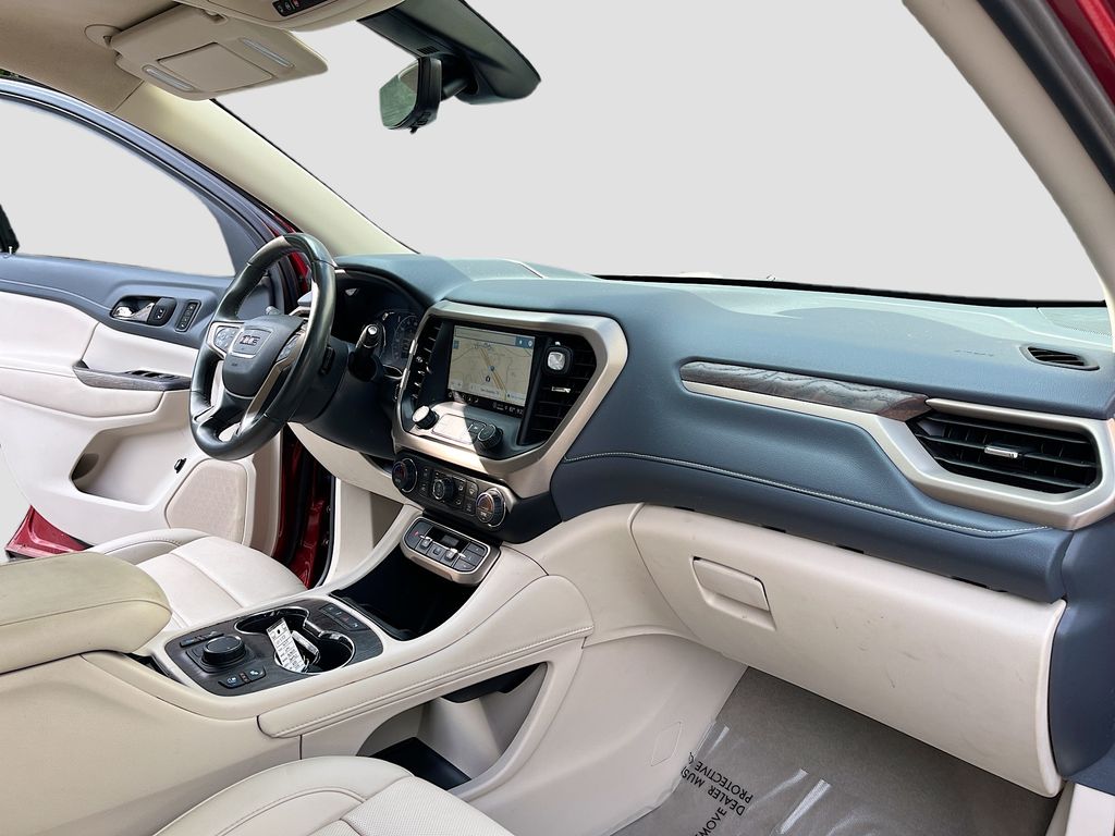 Used 2022 Red GMC Denali image 33