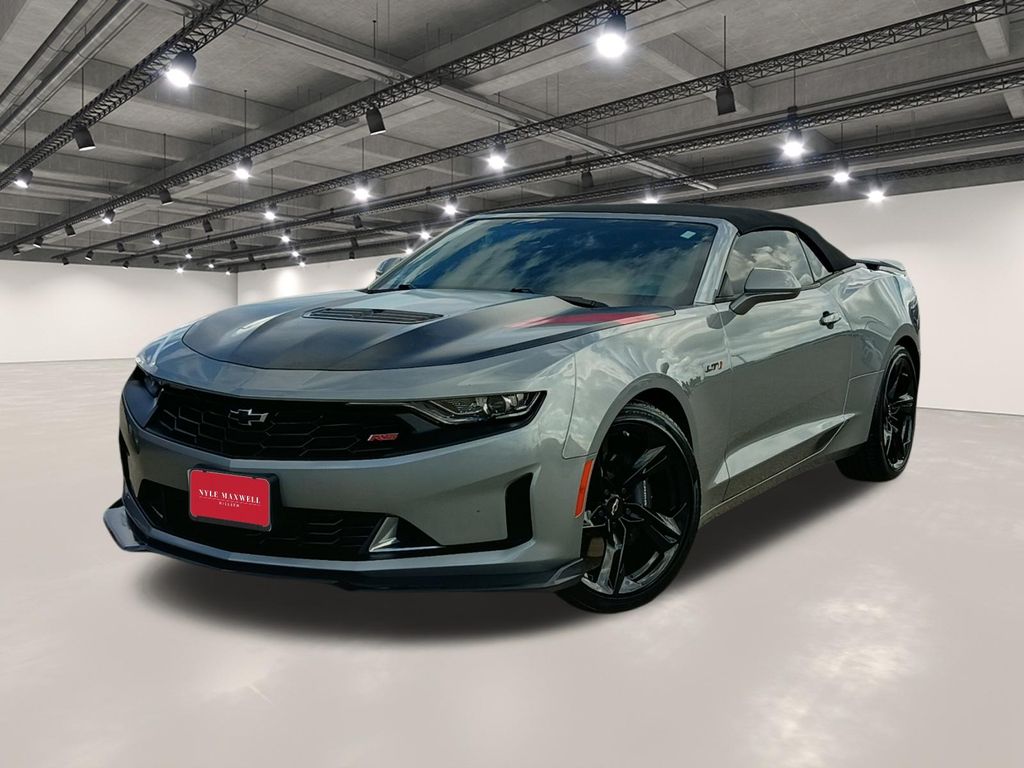 Sharkskin Metallic 2023 Chevrolet Camaro Convertible Rear-Wheel Drive 6-Speed Manual