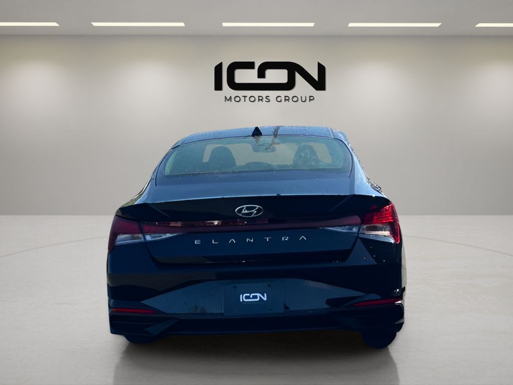 Used 2023 Hyundai Elantra Sedan