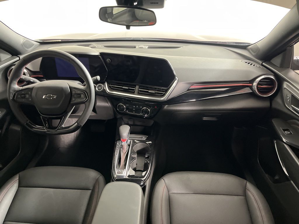 Thumbnail: 2025 Chevrolet Trax - 17