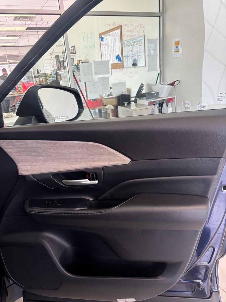 2024 Toyota Grand Highlander Limited - Photo 24