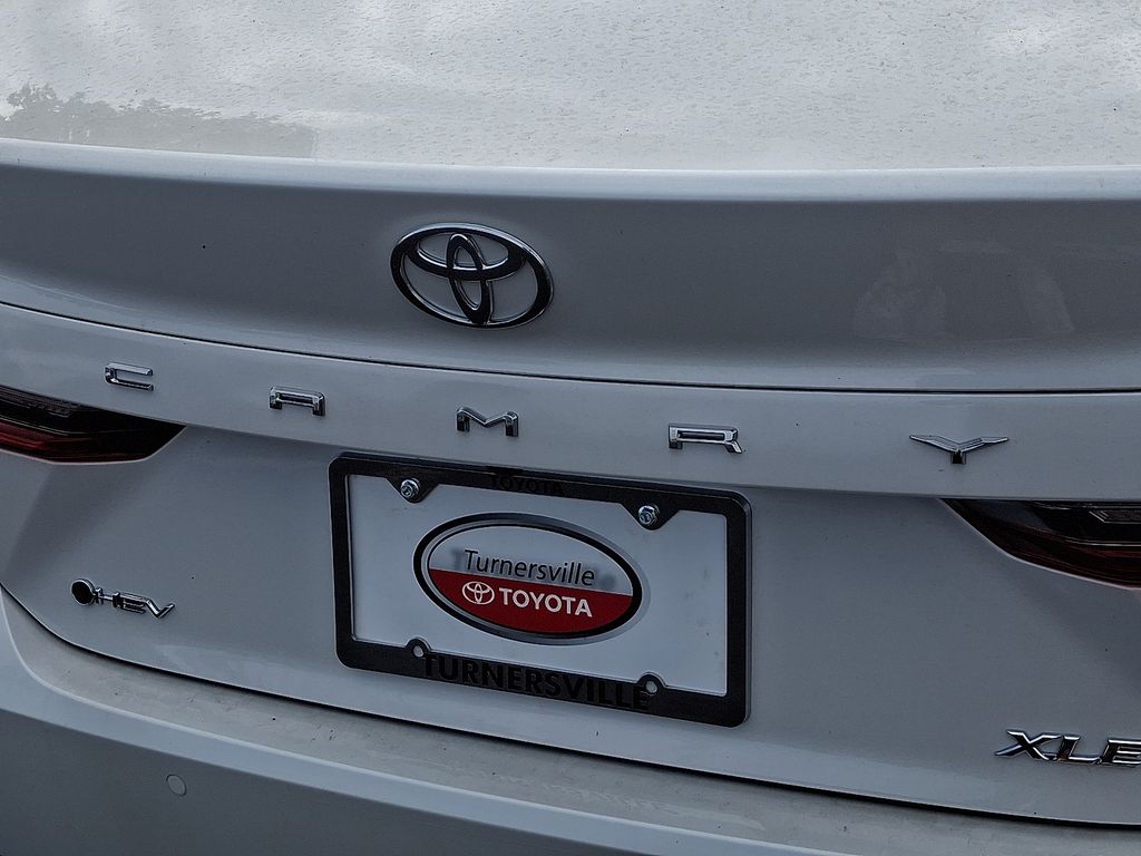 Thumbnail: 2025 Toyota Camry - 30