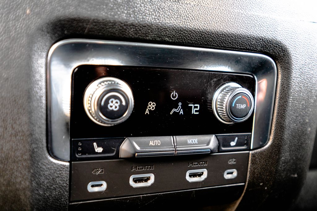 Used 2023 GMC Yukon SUV