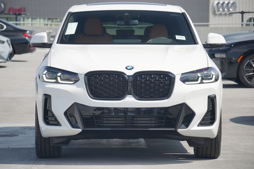 Thumbnail: 2025 BMW X4 - 2