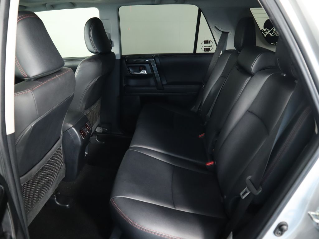 Thumbnail: 2023 Toyota 4Runner - 22