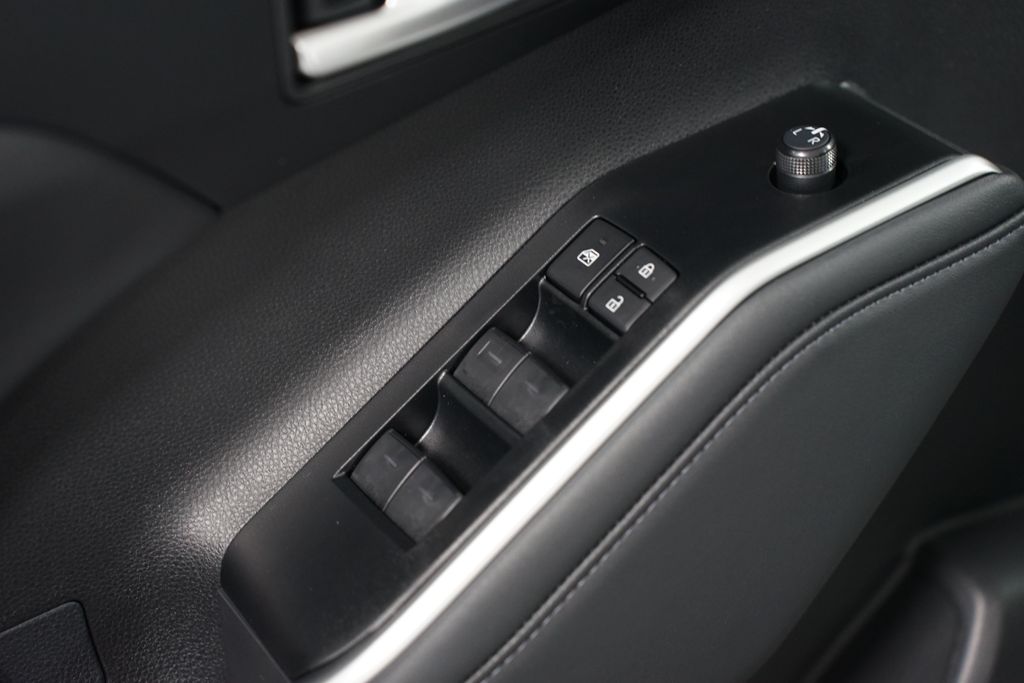 Thumbnail: 2026 Toyota Highlander - 32