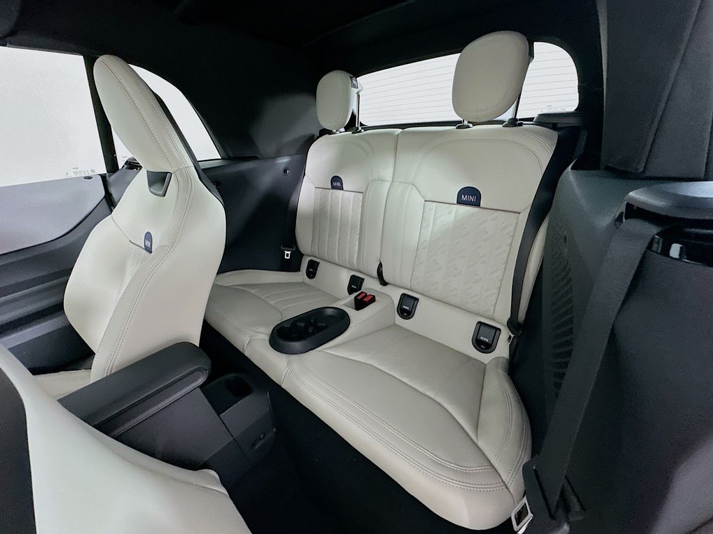 Thumbnail: 2026 MINI Cooper - 17