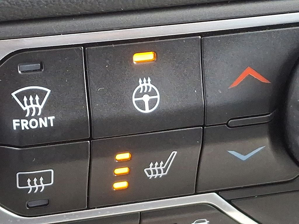 2024 Jeep Wrangler Sahara 4xe 25