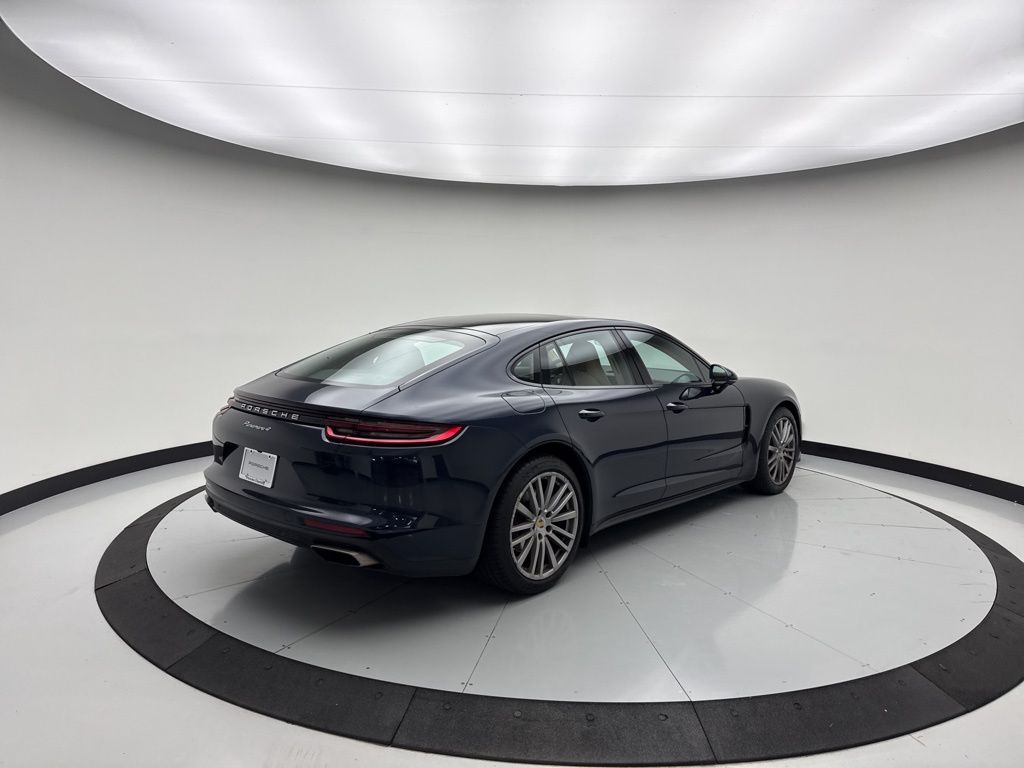 Thumbnail: 2018 Porsche Panamera - 5