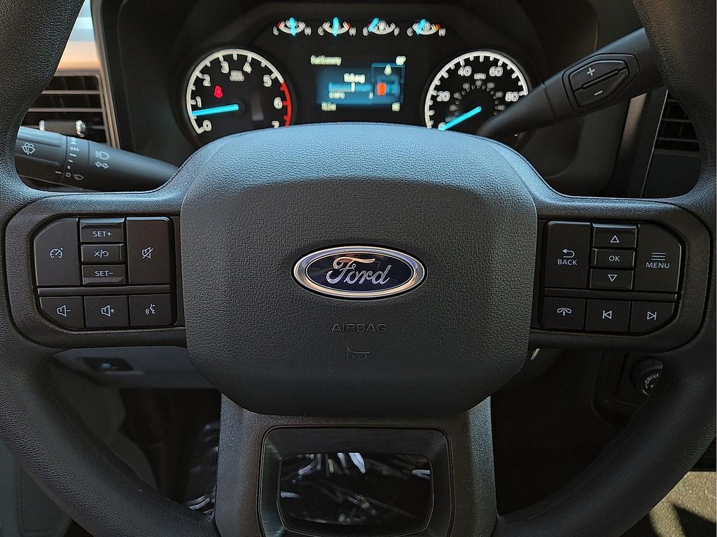 2026 Ford F-350 Super Duty XLT - Photo 19