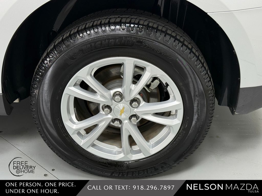 Used 2016 Silver Chevrolet LT image 12