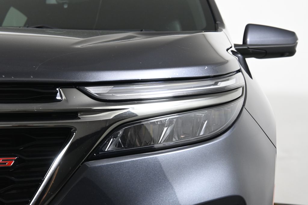 Thumbnail: 2022 Chevrolet Equinox - 10