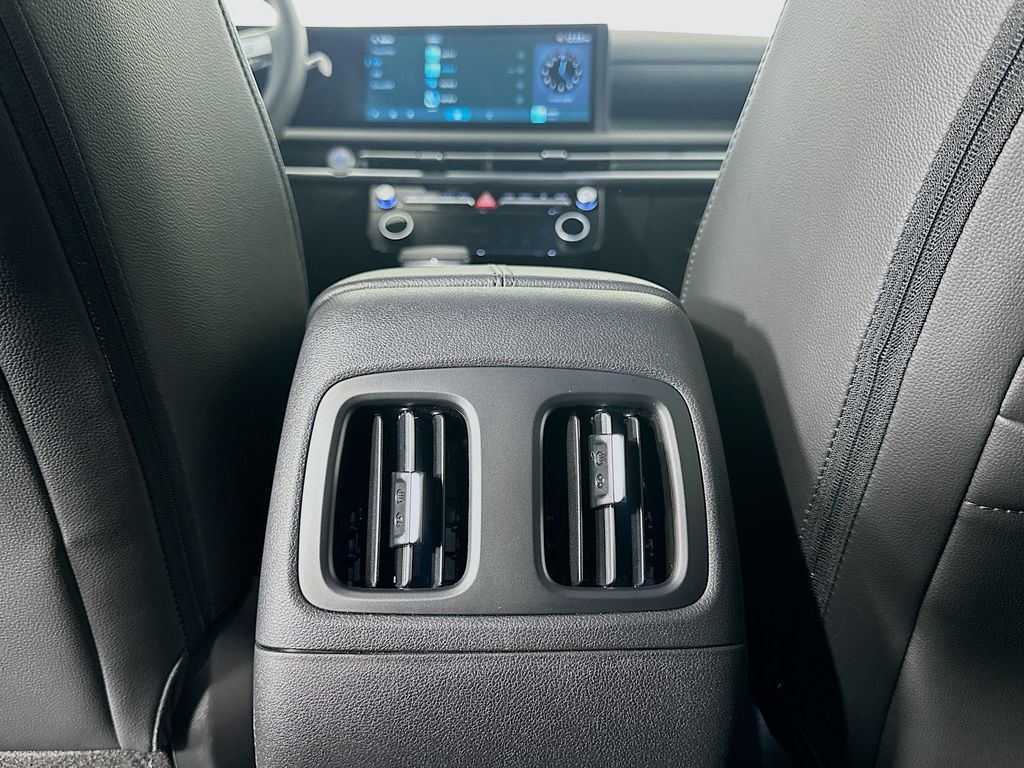 Thumbnail: 2025 Hyundai Santa Cruz - 25