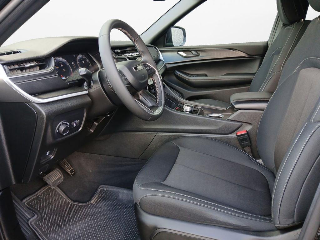 Used Car 2024 Jeep Grand Cherokee L  Laredo For Sale Under $35,000 In Austin, Texas