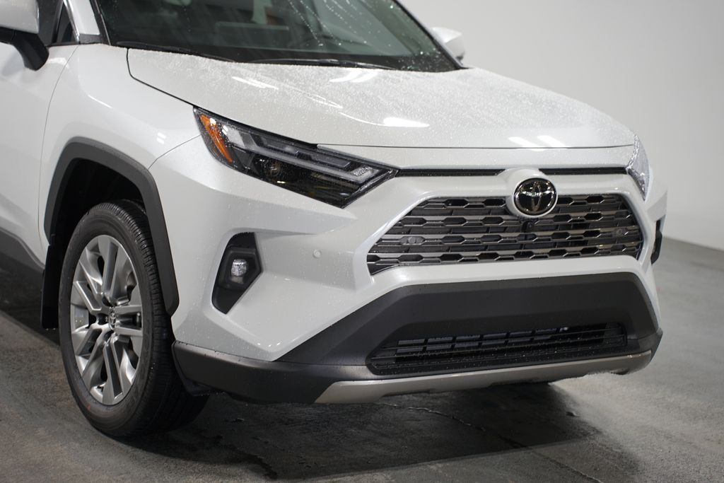 2025 Toyota RAV4 Limited 4