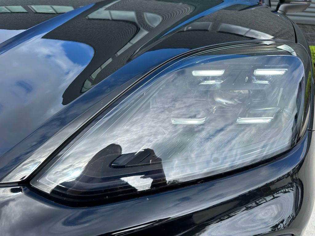 Thumbnail: 2024 Porsche  - 13