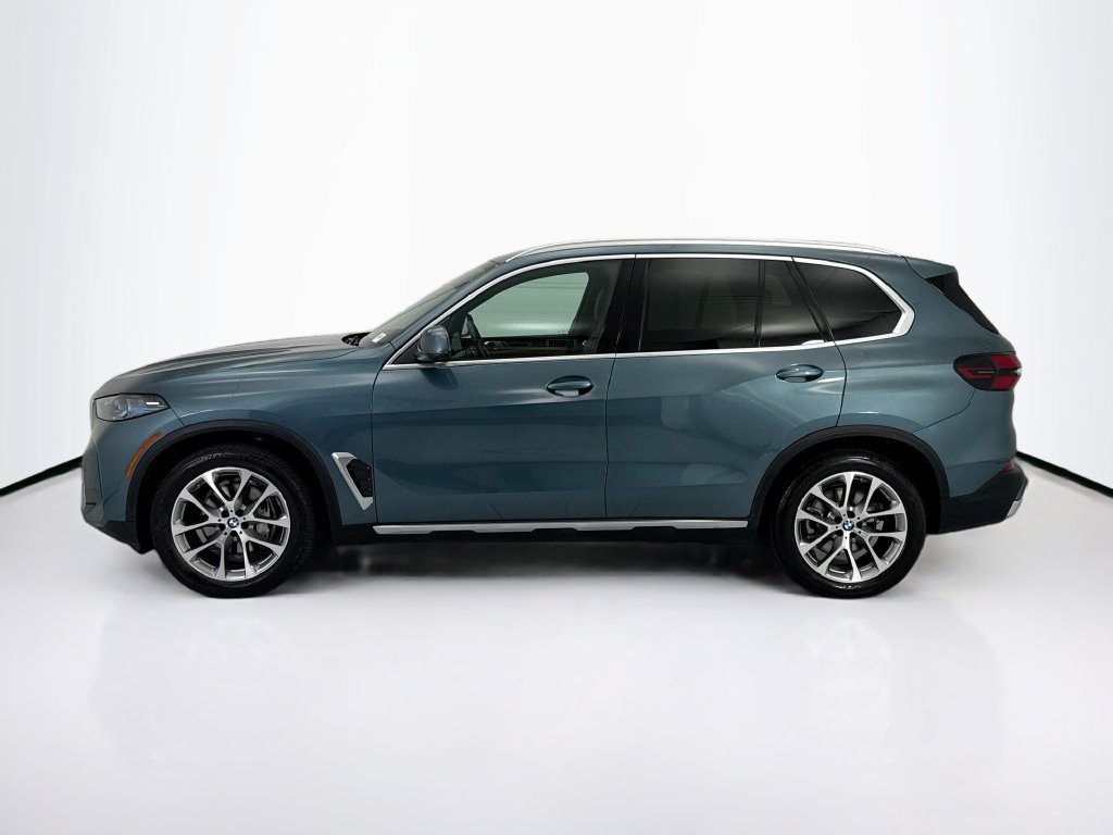 Thumbnail: 2026 BMW X5 - 8