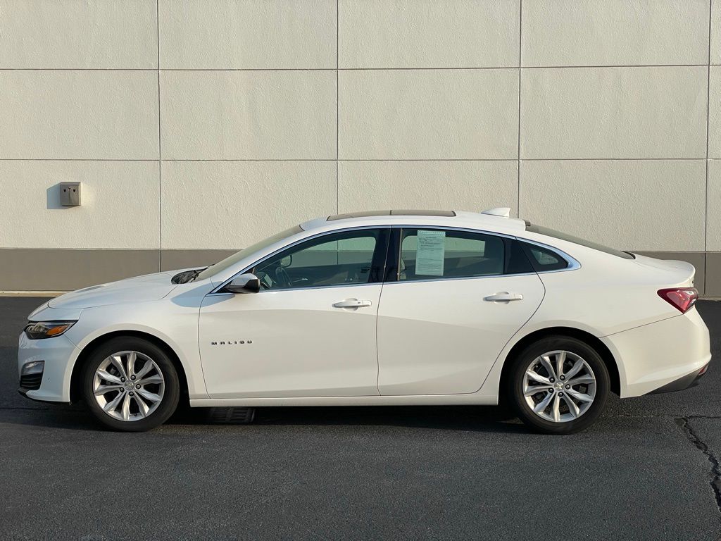 Thumbnail: 2020 Chevrolet Malibu - 2
