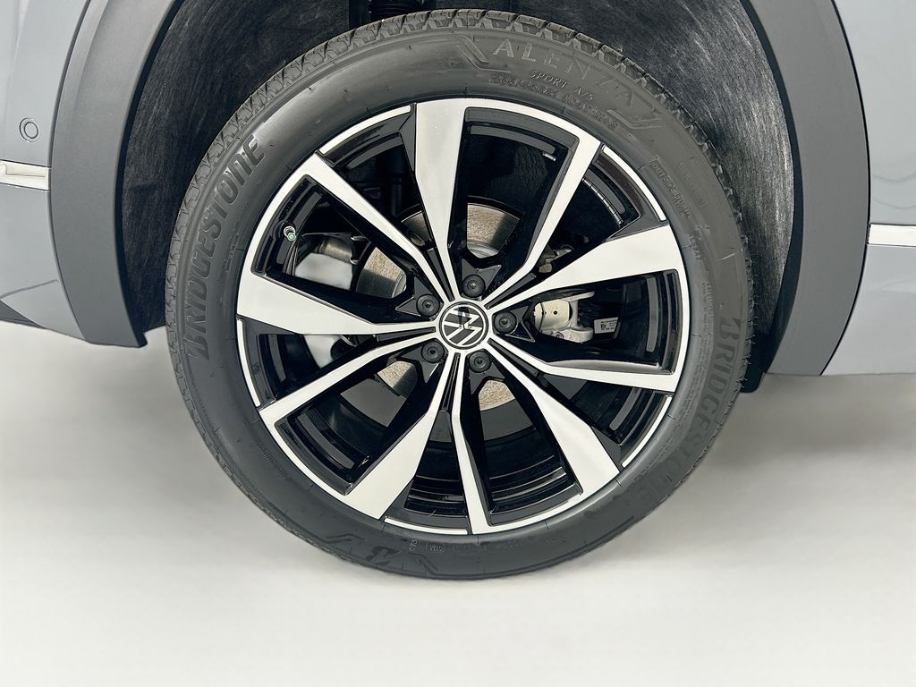 Thumbnail: 2026 Volkswagen Atlas - 32