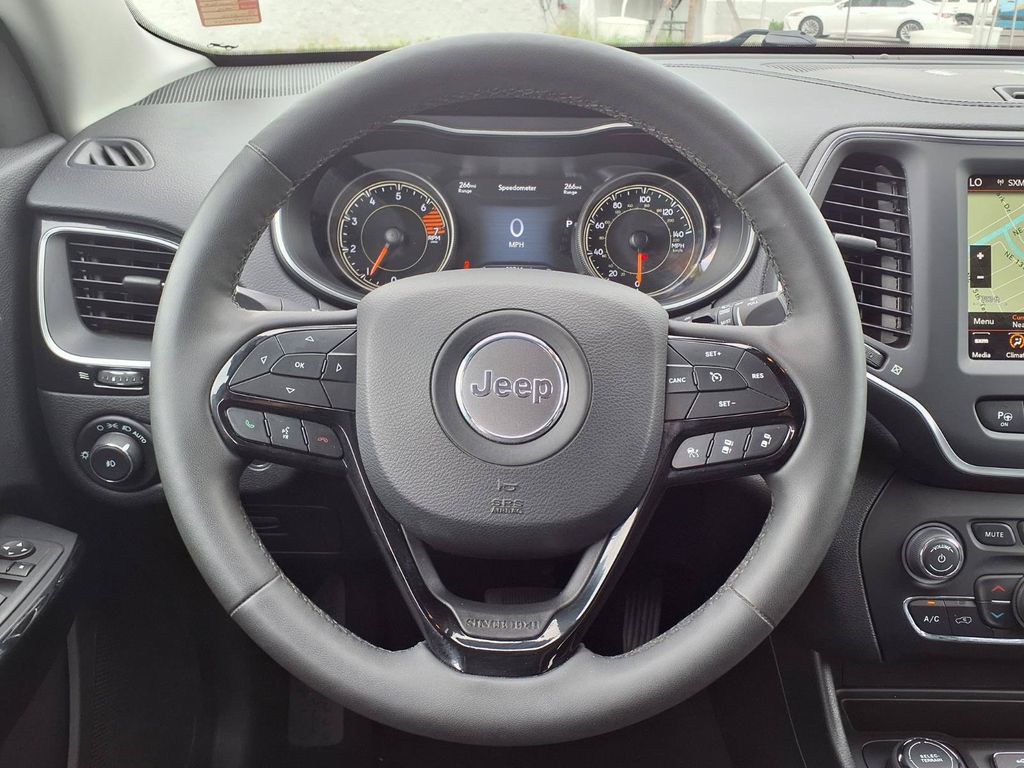 Used 2023 Jeep Cherokee SUV