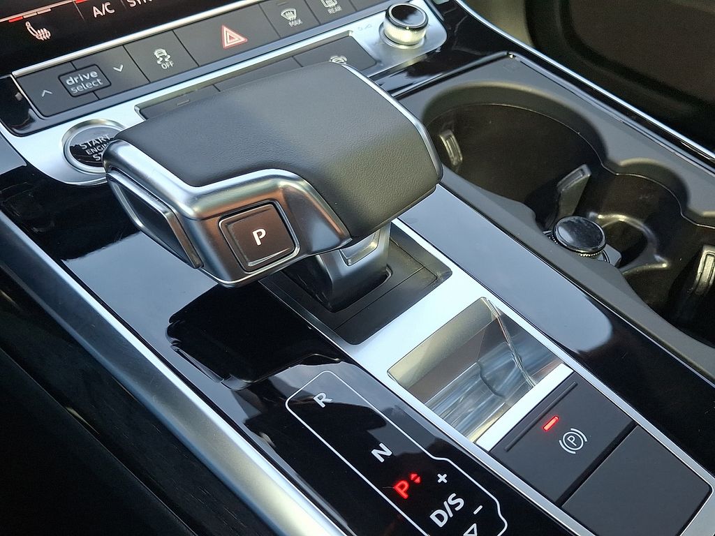 Thumbnail: 2025 Audi Q7 - 15