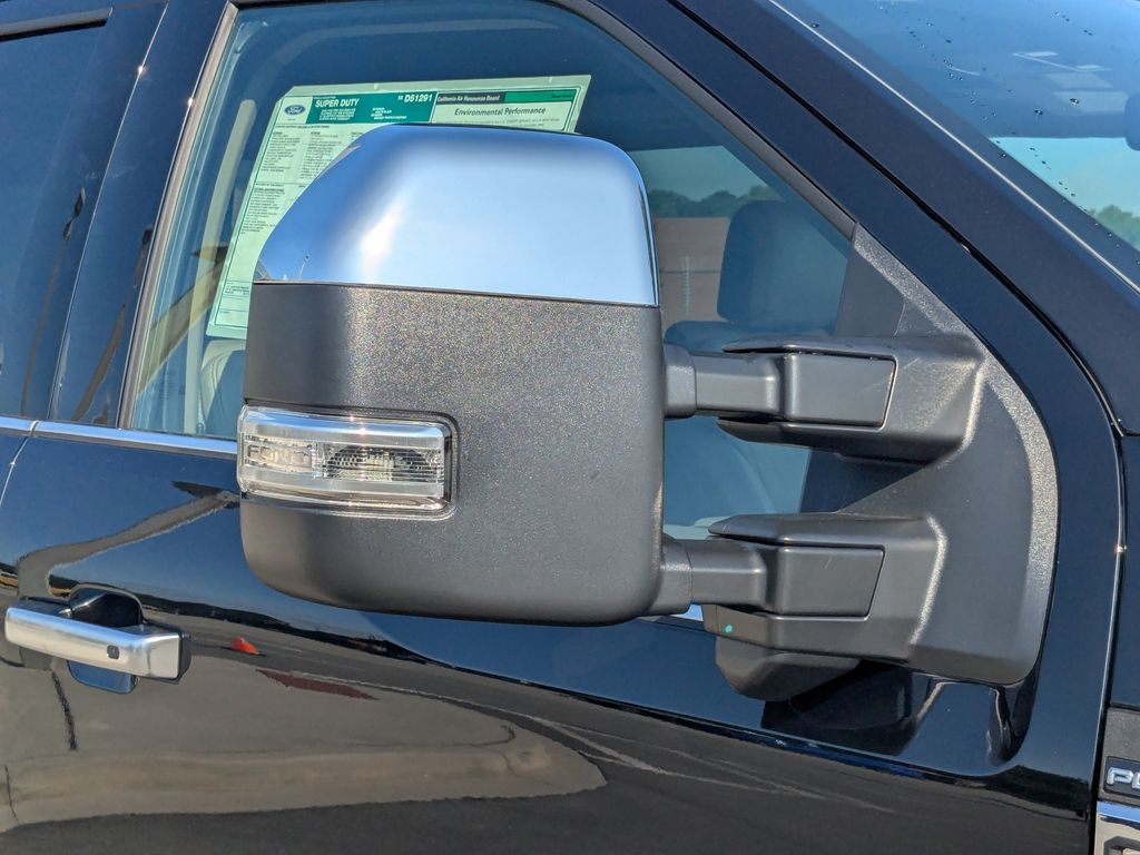 2025 Ford F-450 Super Duty Platinum