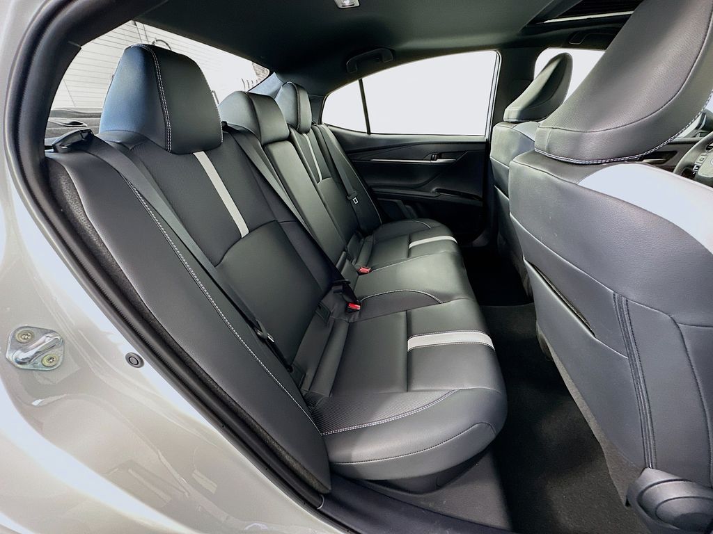 Thumbnail: 2025 Toyota Camry - 28