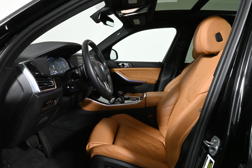 Thumbnail: 2023 BMW X5 - 3