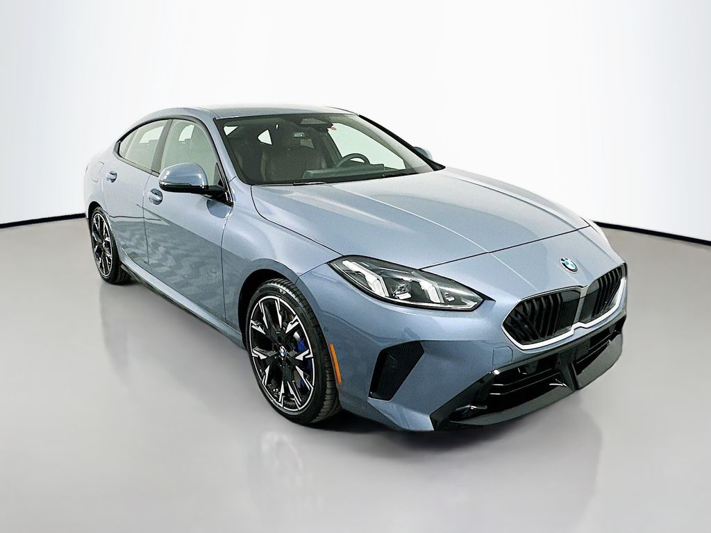 Thumbnail: 2026 BMW 2 Series - 3