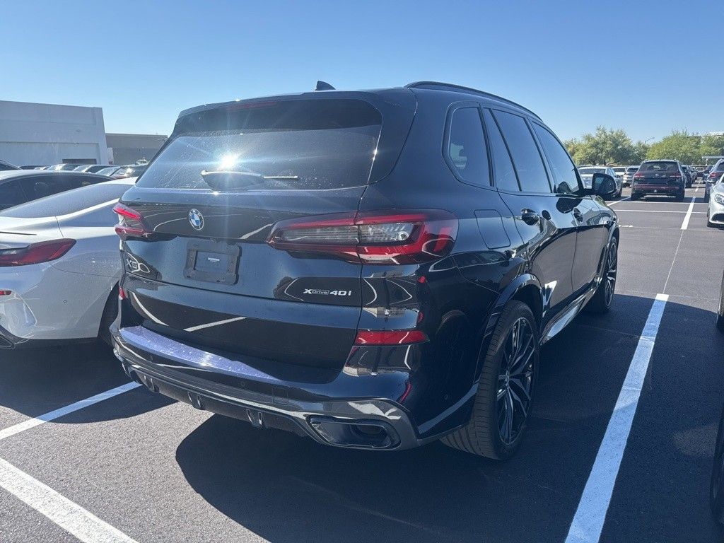 Thumbnail: 2022 BMW X5 - 3