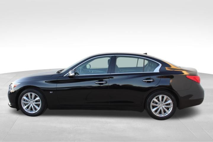 Used Car 2015 Infiniti Q50  Premium For Sale Under $20,000 In Georgetown, Texas