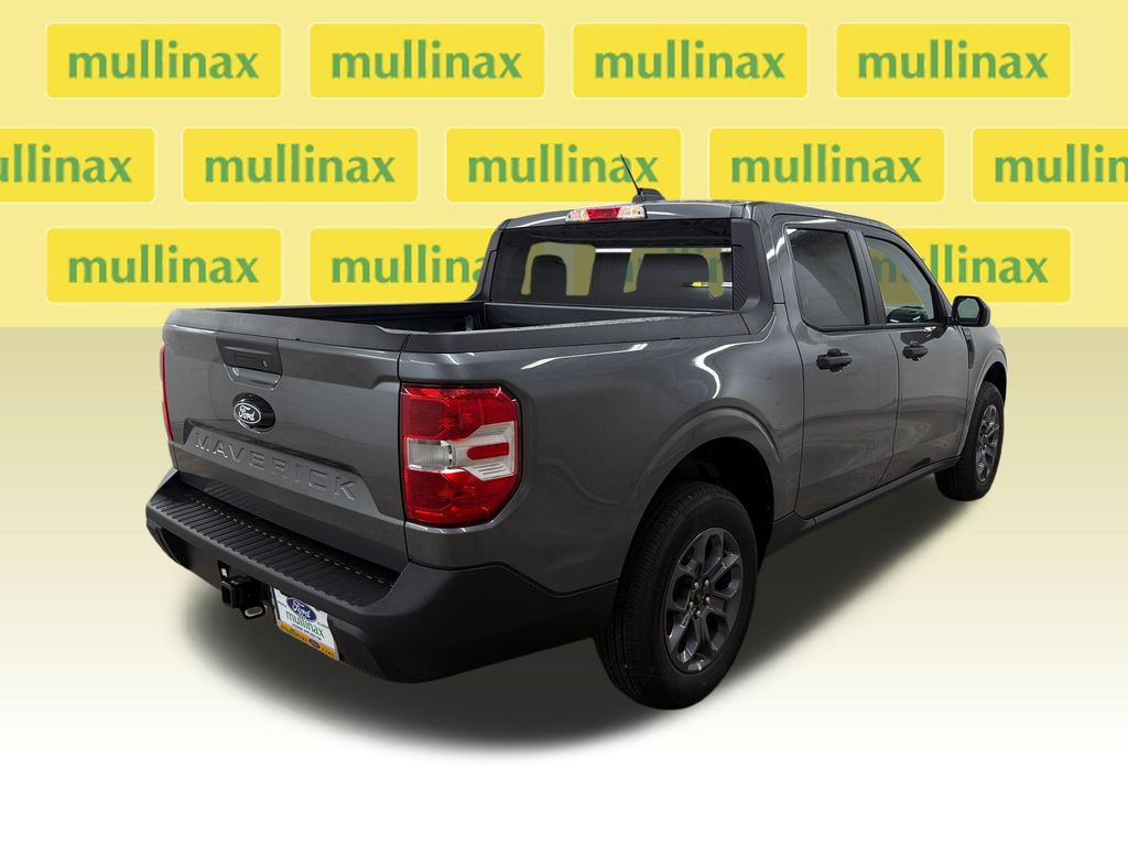 New 2026 Gray Ford XLT image 3