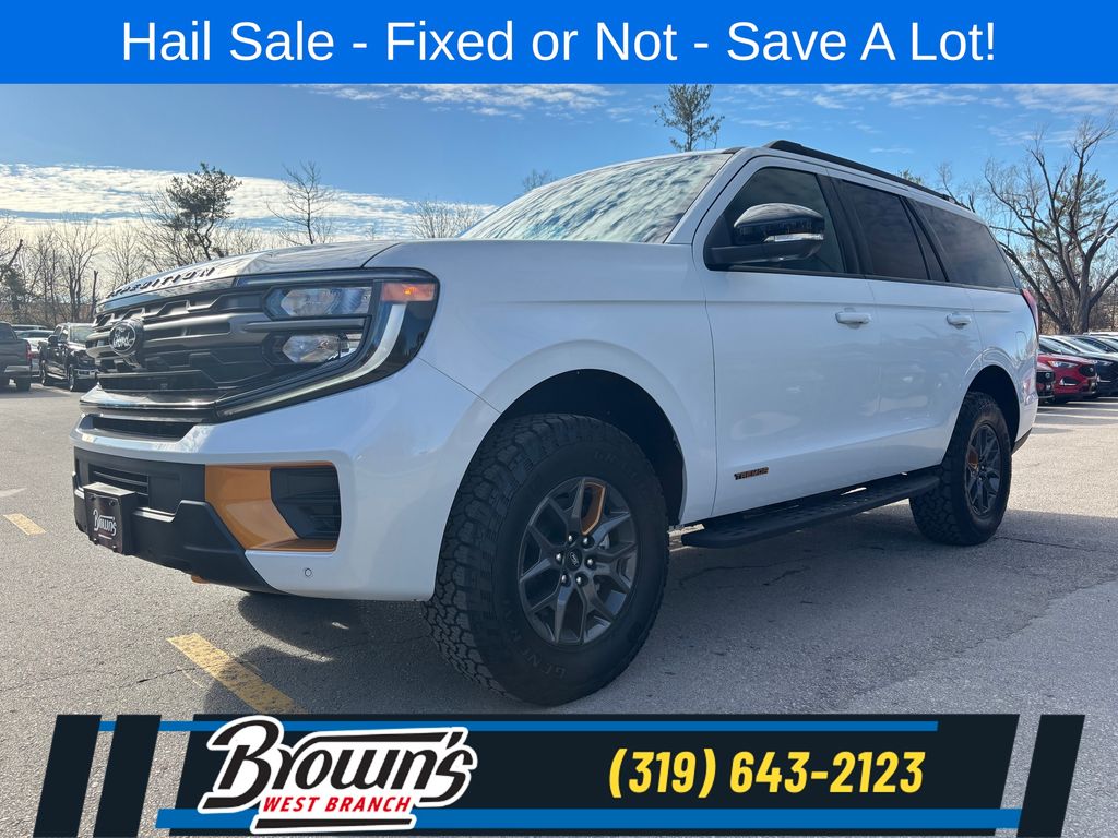 Silver Metallic 2026 Ford Expedition Tremor 4WD SUV / Crossover Four-Wheel Drive Automatic