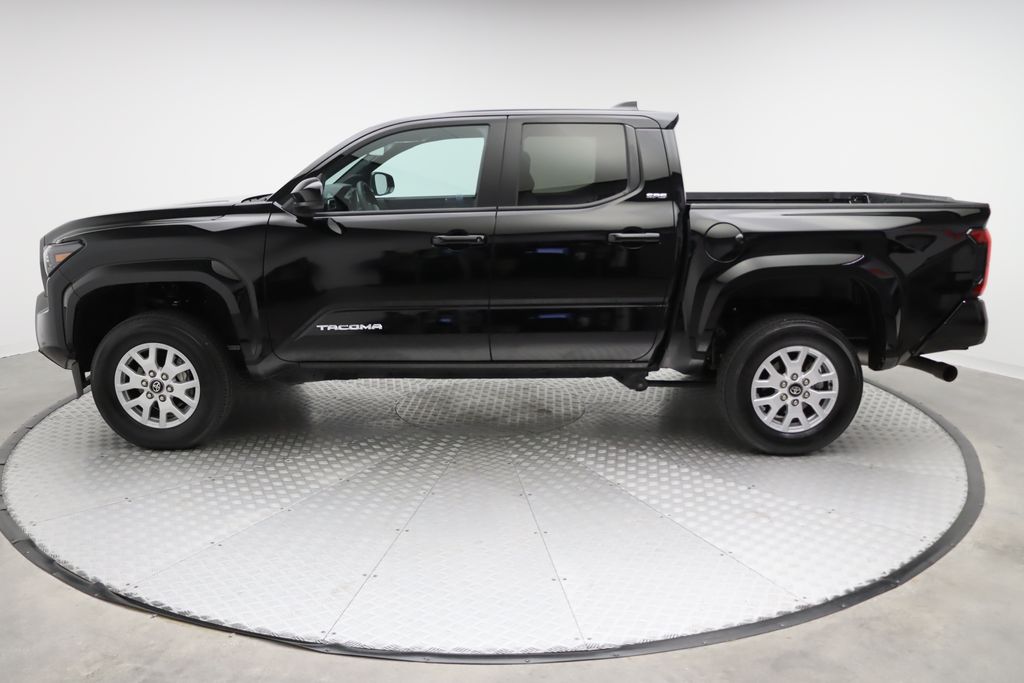 2024 Toyota Tacoma SR5 12