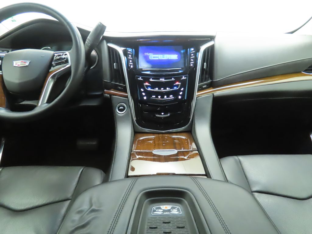 Thumbnail: 2017 Cadillac Escalade - 13