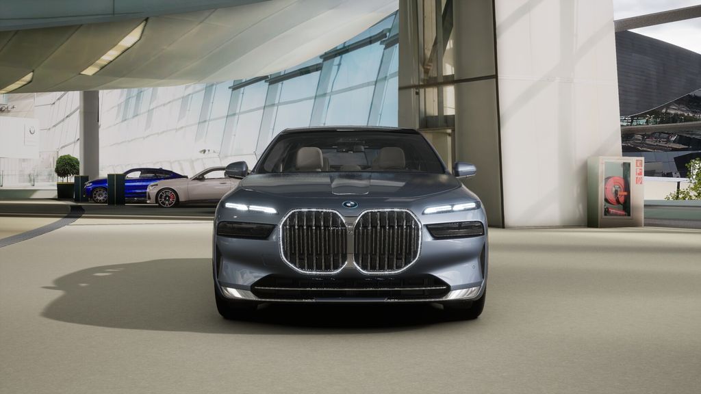 Thumbnail: 2026 BMW i7 - 25