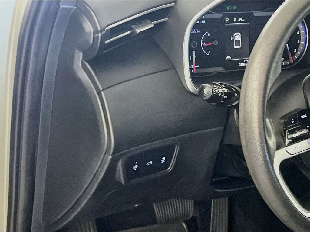 Used 2024 Green Hyundai SEL image 10
