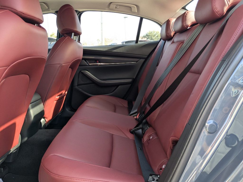 2025 Mazda Mazda3 Sedan 2.5 S Carbon Edition