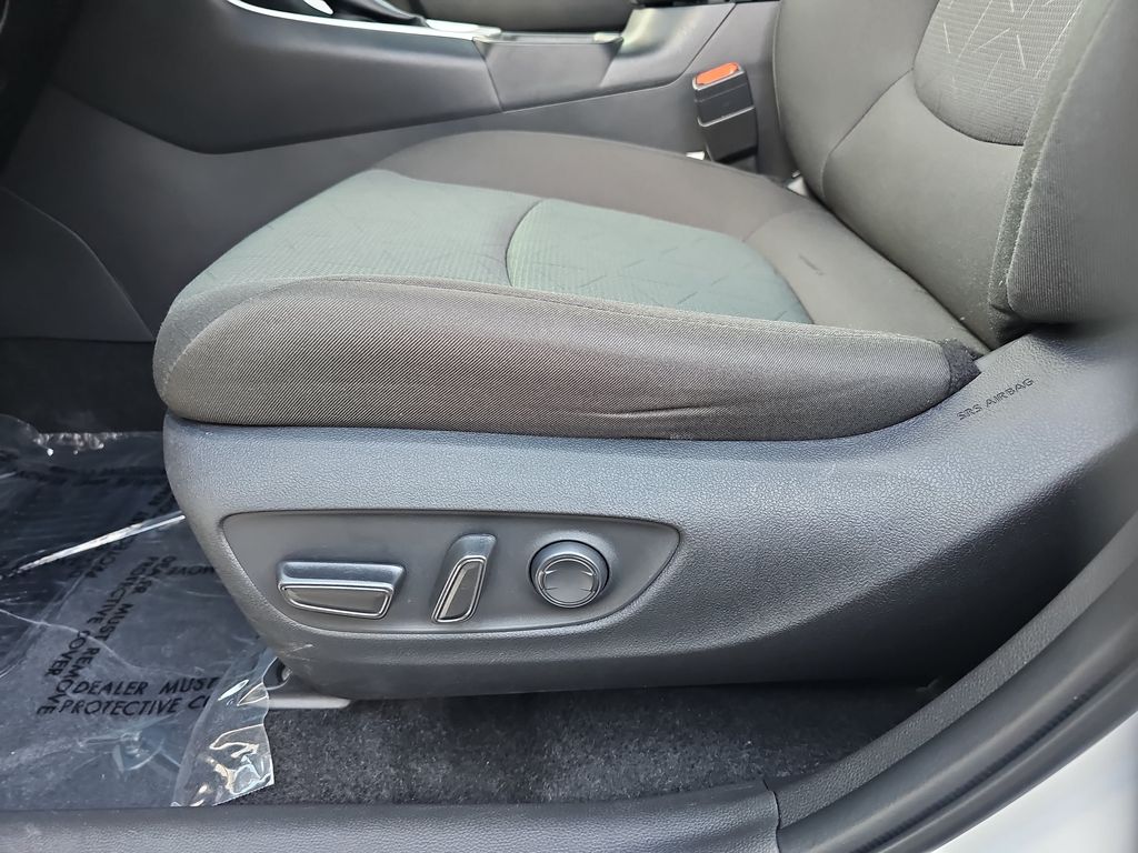 Used 2025 Toyota RAV4 SUV