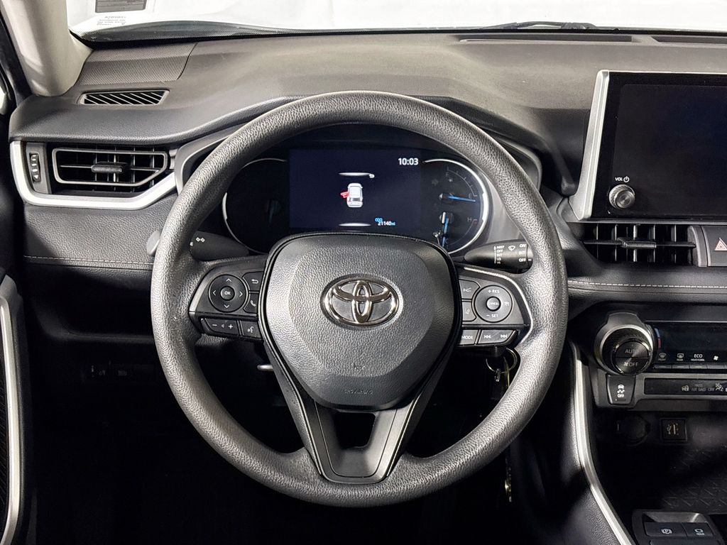 2024 Toyota RAV4 Hybrid LE
