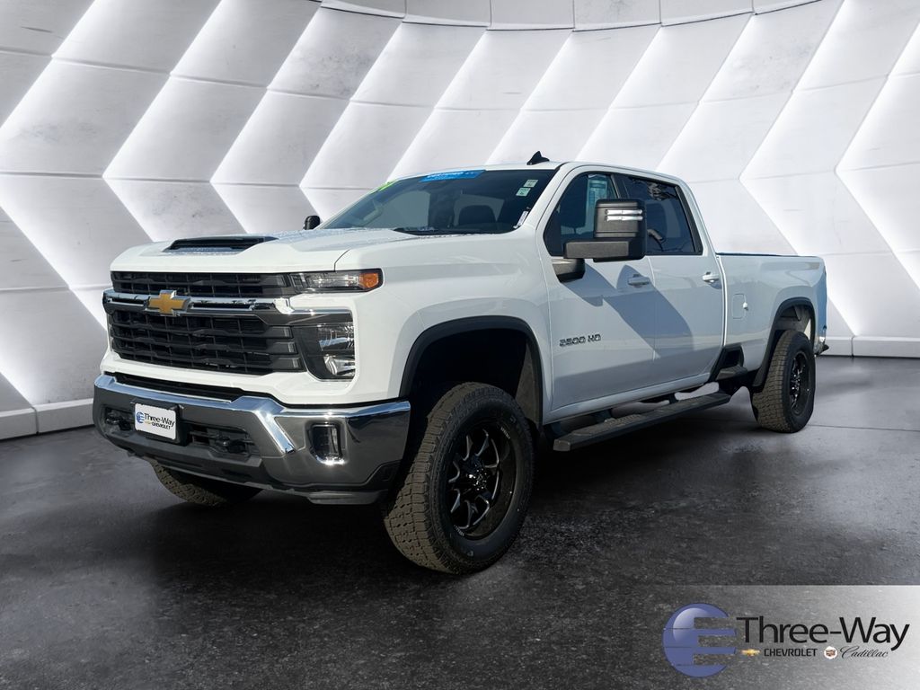 2024 Chevrolet Silverado 2500HD LT Crew Cab RWD