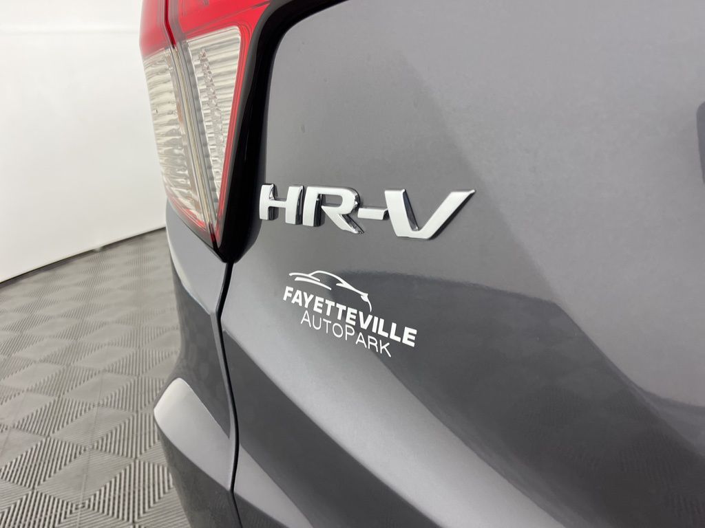 Thumbnail: 2022 Honda HR-V - 3