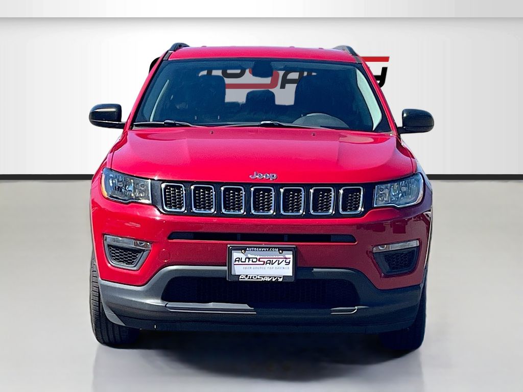 Used 2018 Red Jeep Sport image 2