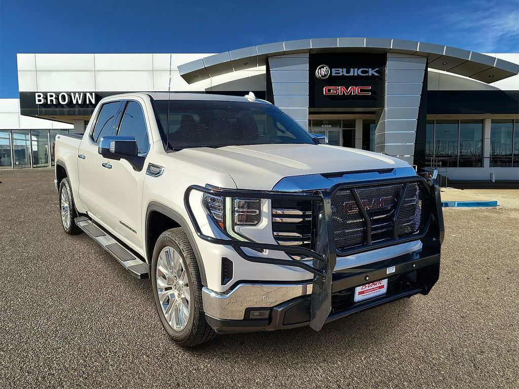 2022 GMC Sierra 1500 SLT Crew Cab 4WD